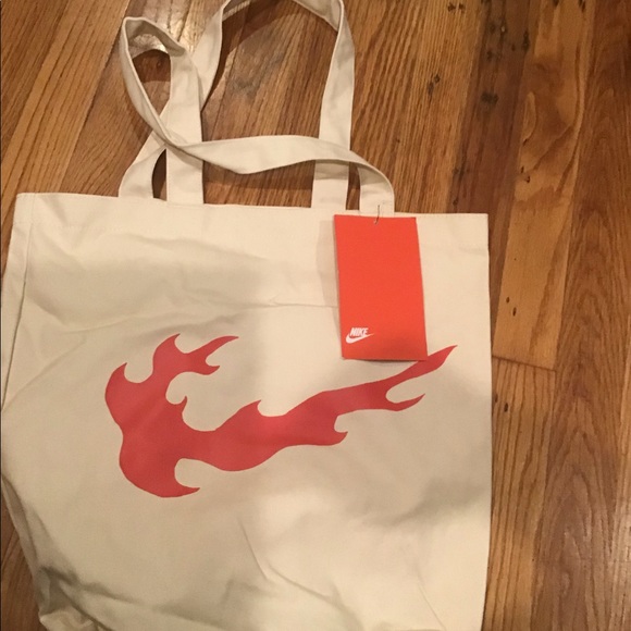 Nike exclusive tote bag